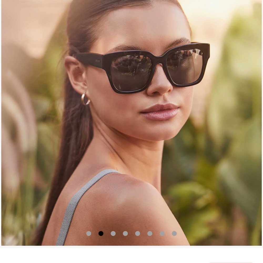 Diff Black Sunglasses With Case - image 4